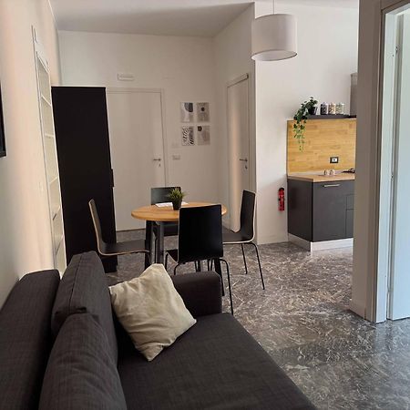 Living Room Orlando Corigliano Calabro Esterno foto